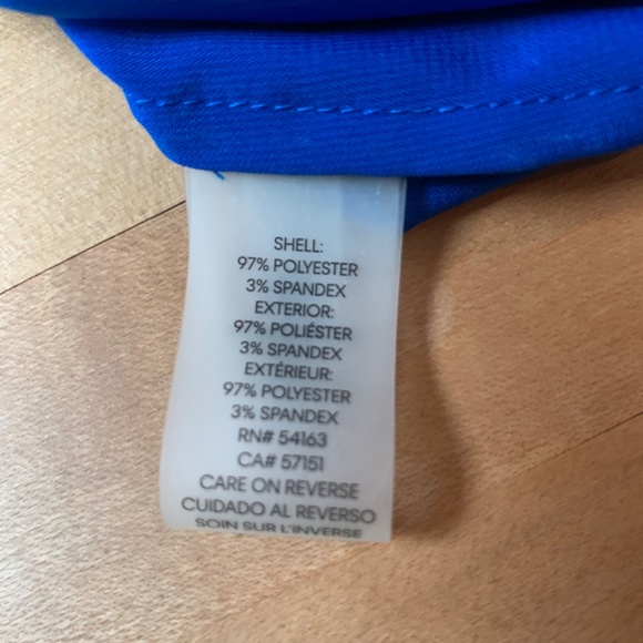 NWOT CK Dacian Keyhole Detail Blouse - Picture 8 of 9